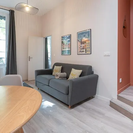 Appart T2 Voltaire - Separee - Part Dieu Apartment